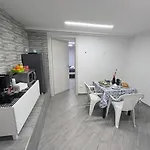 Vicolo50 3*